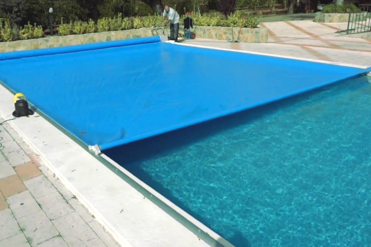Lonas para piscinas en Madrid 