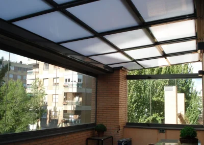 Cortinas de cristal para cerramiento en Madrid