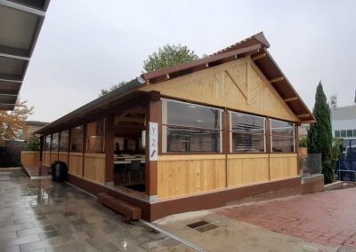 Instalación de toldos para hostelería en Madrid - Toldos Vallekas