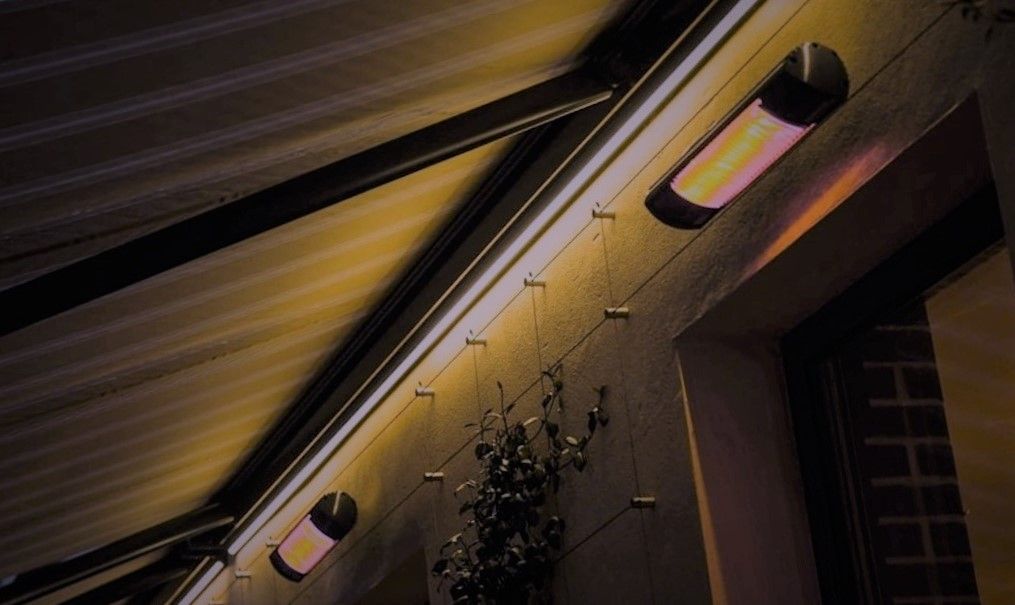 Cómo funcionan los toldos de iluminación LED integrada