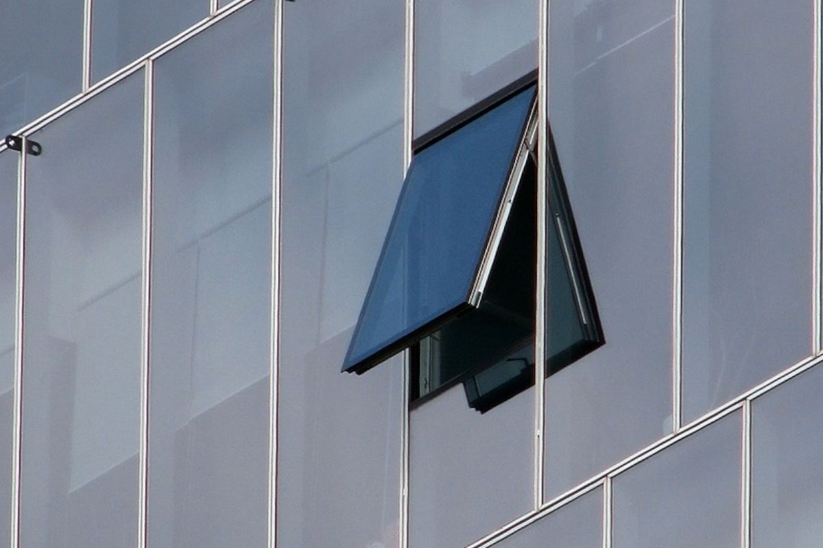 Ventajas de instalar un toldo ventana